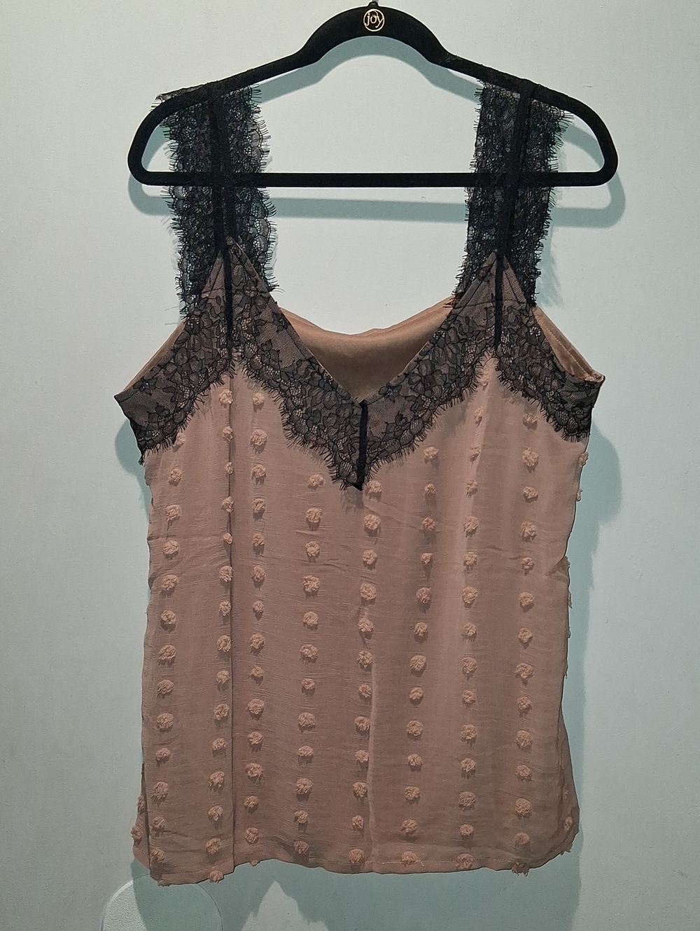 Lace-Trim Polka Dot Texture Cami - Black Lace on Blush